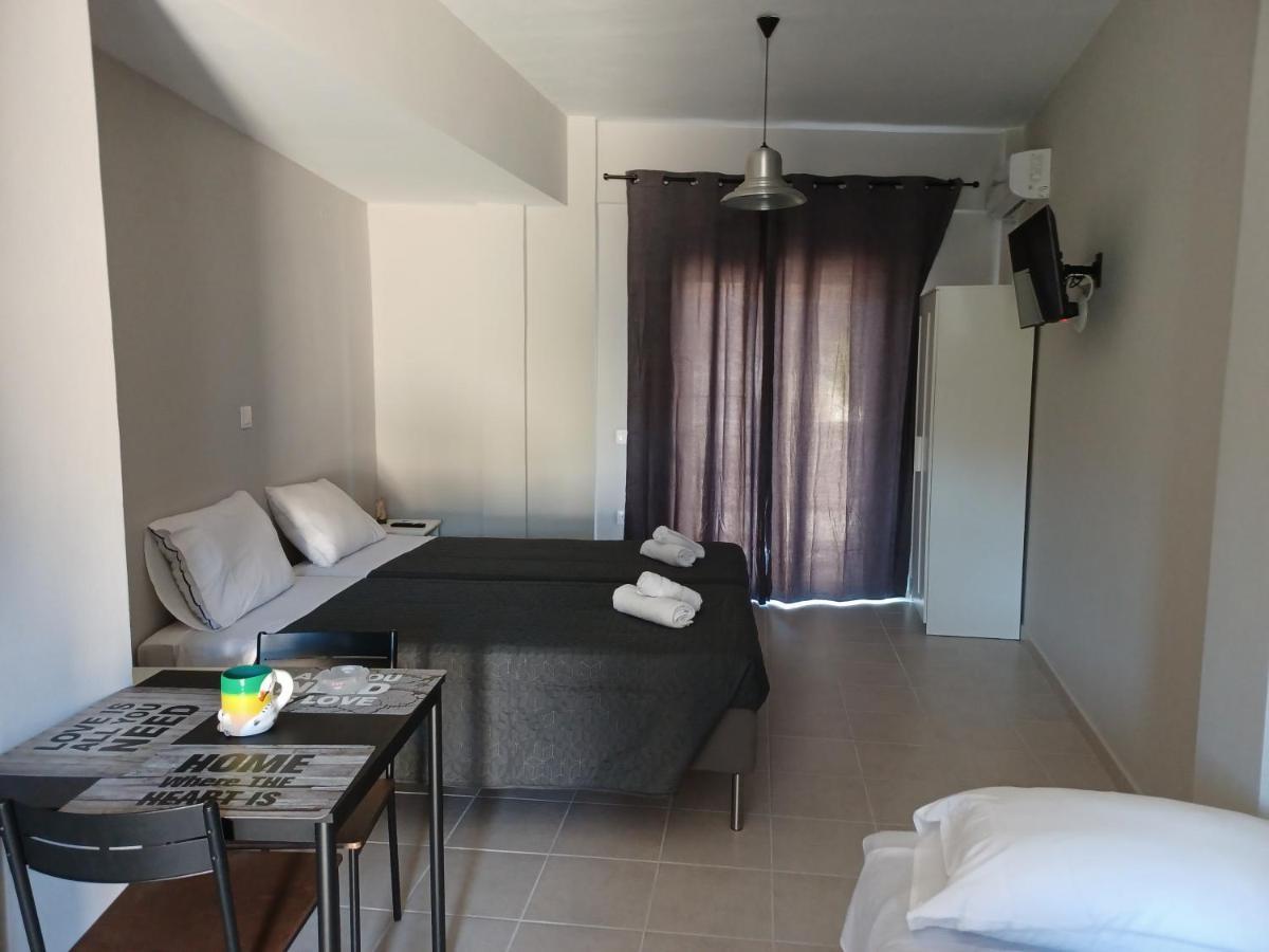 George Studios 2 Ипсос Экстерьер фото
