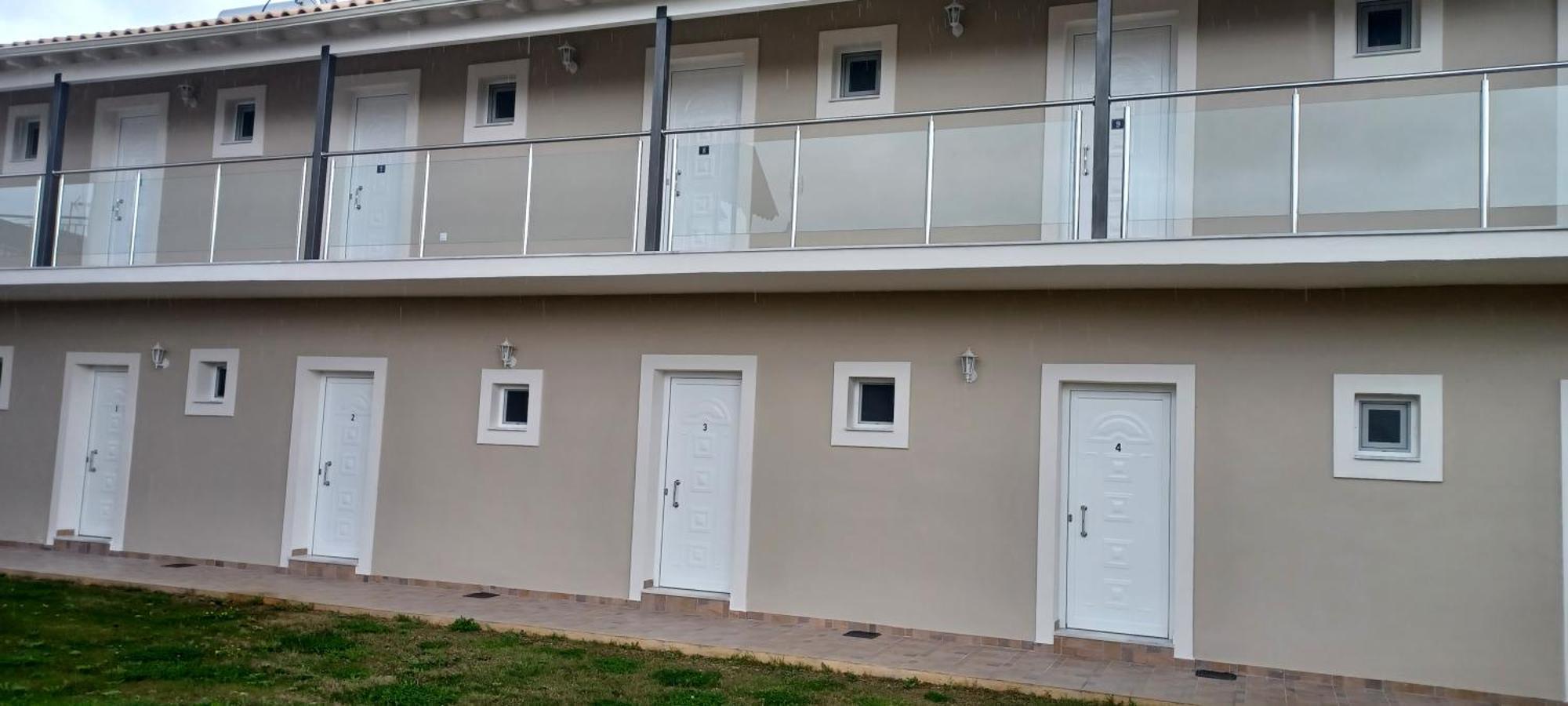 George Studios 2 Ипсос Номер фото