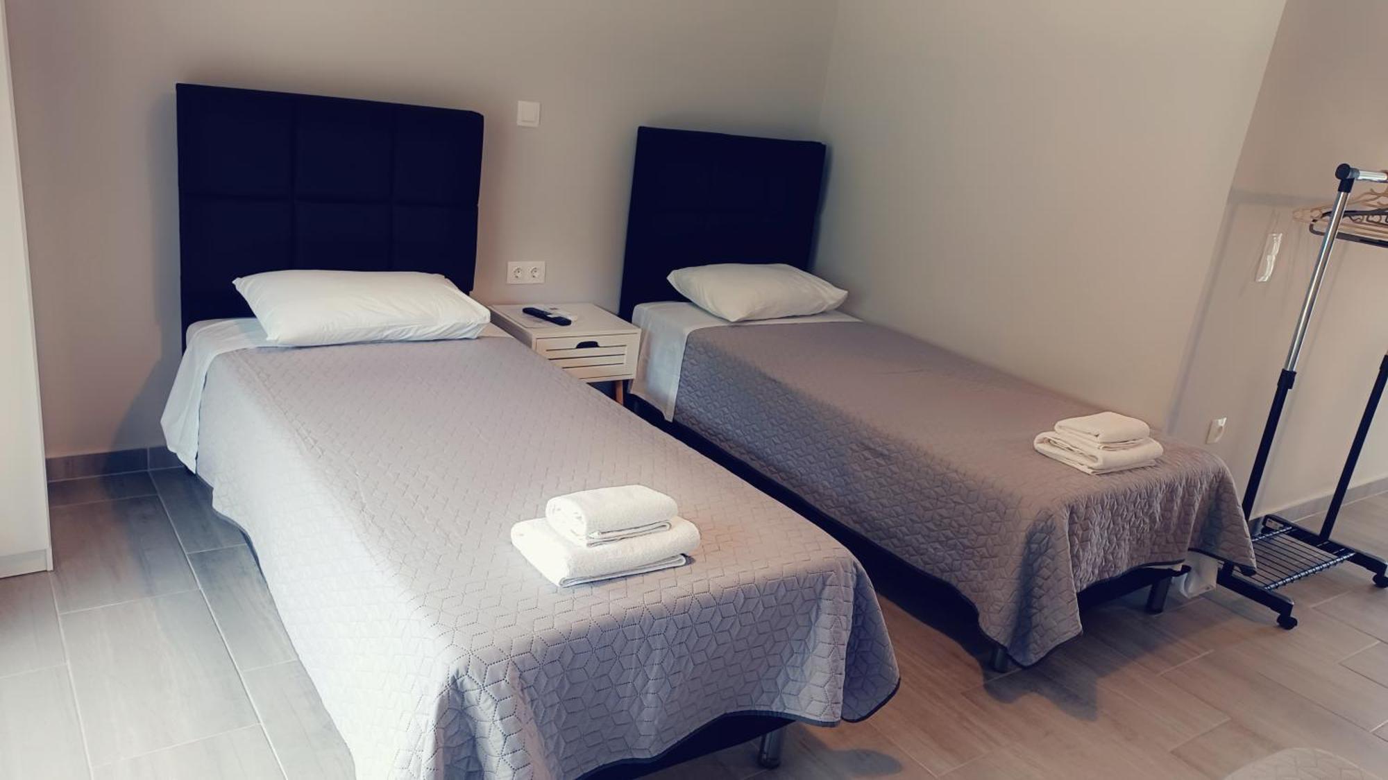 George Studios 2 Ипсос Экстерьер фото