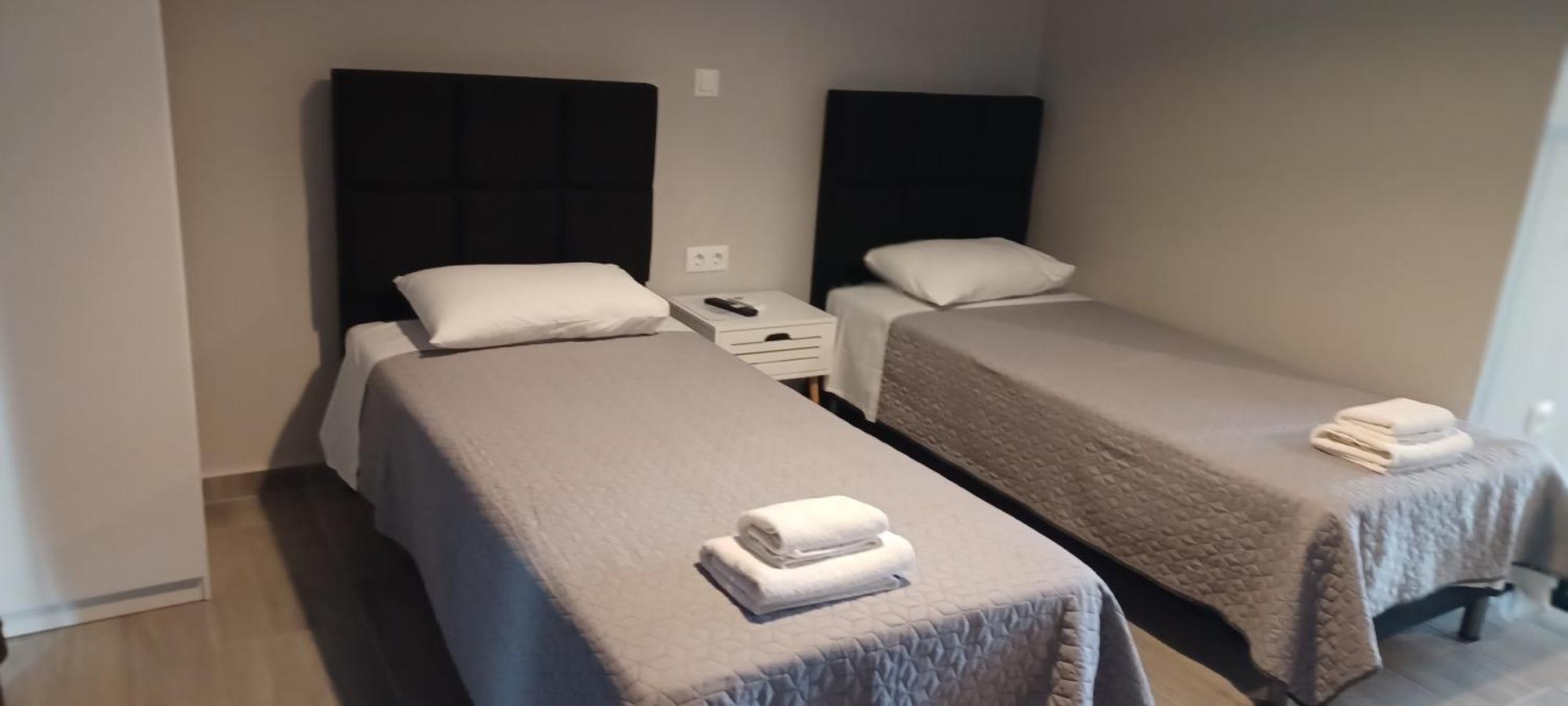 George Studios 2 Ипсос Экстерьер фото