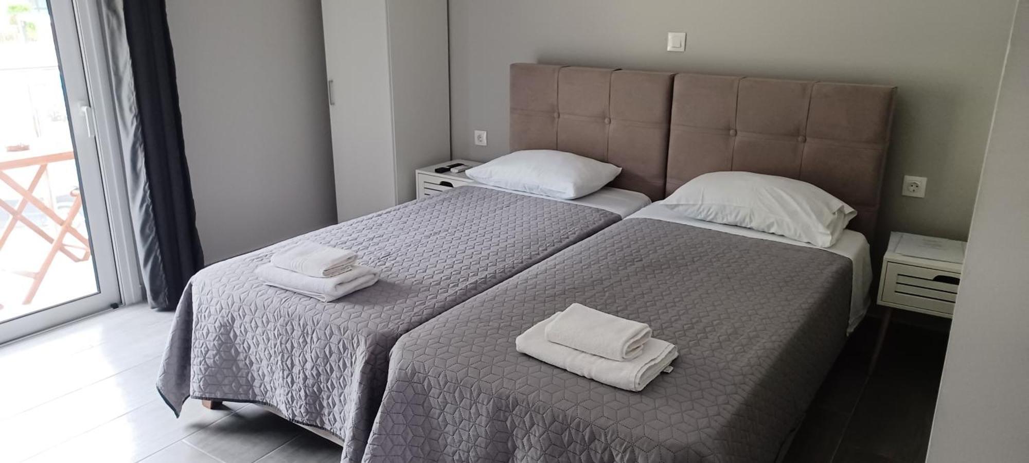 George Studios 2 Ипсос Экстерьер фото